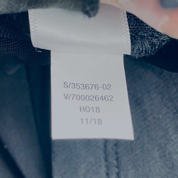 Athleta Hiking Black Zip Nylon Wander Stash Skinny Stretch Pants Women Size 6 - Picture 8 of 9